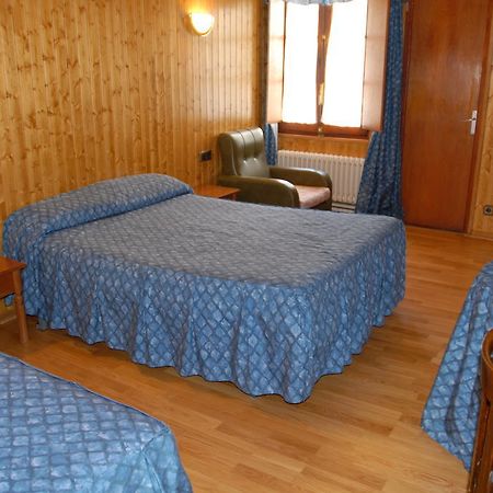 Hotel Europa Les Kültér fotó