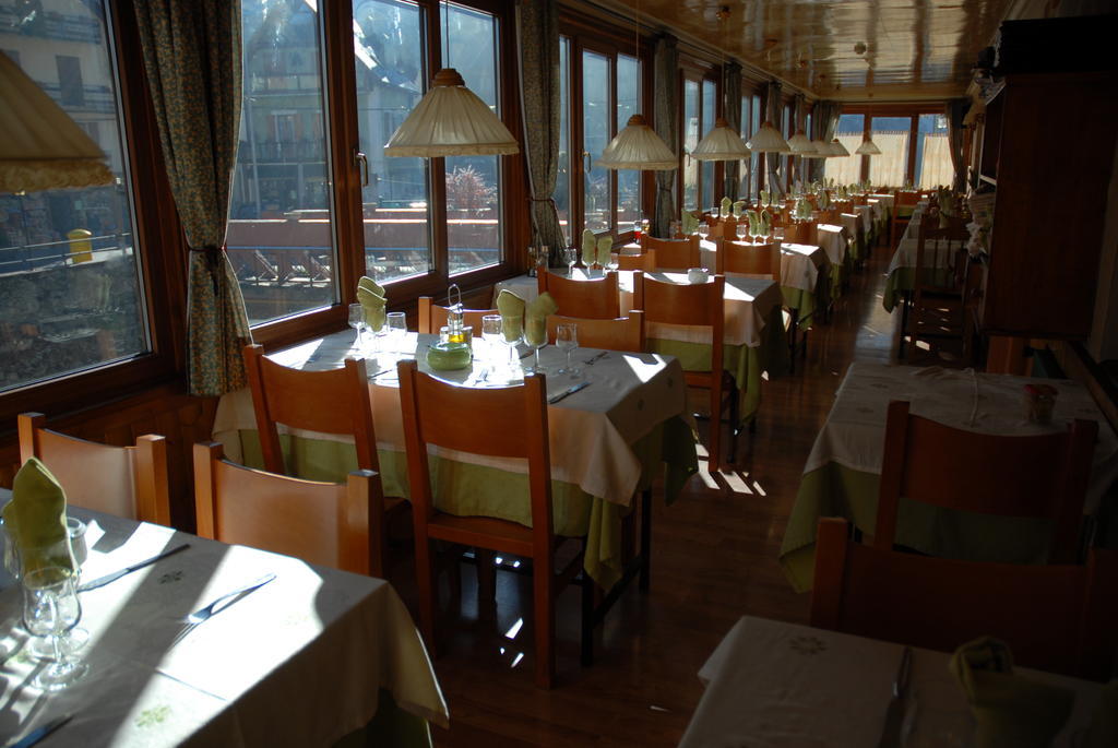 Hotel Europa Les Kültér fotó